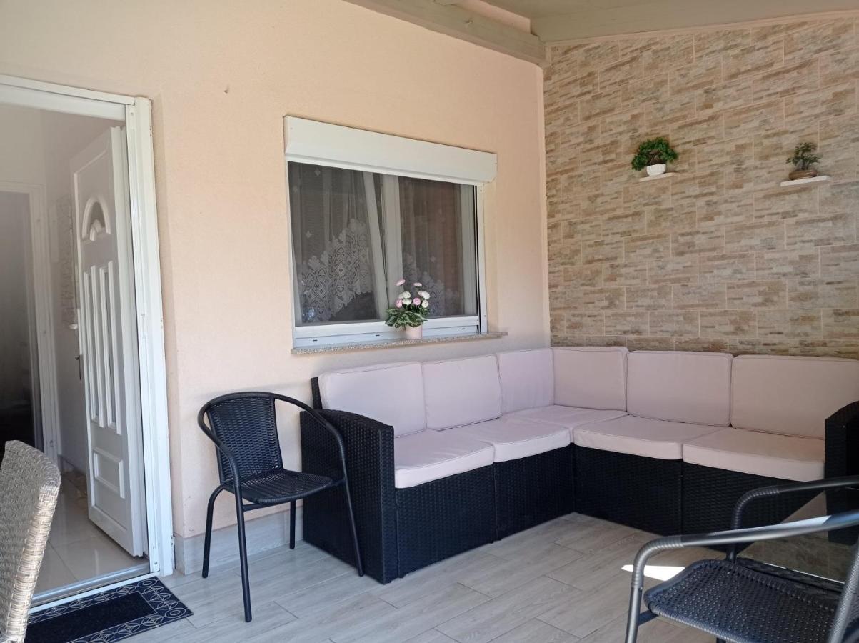 Sommer Ferienhaus Balatonszarszo Exteriör bild