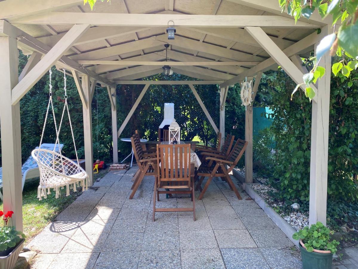 Sommer Ferienhaus Balatonszarszo Exteriör bild
