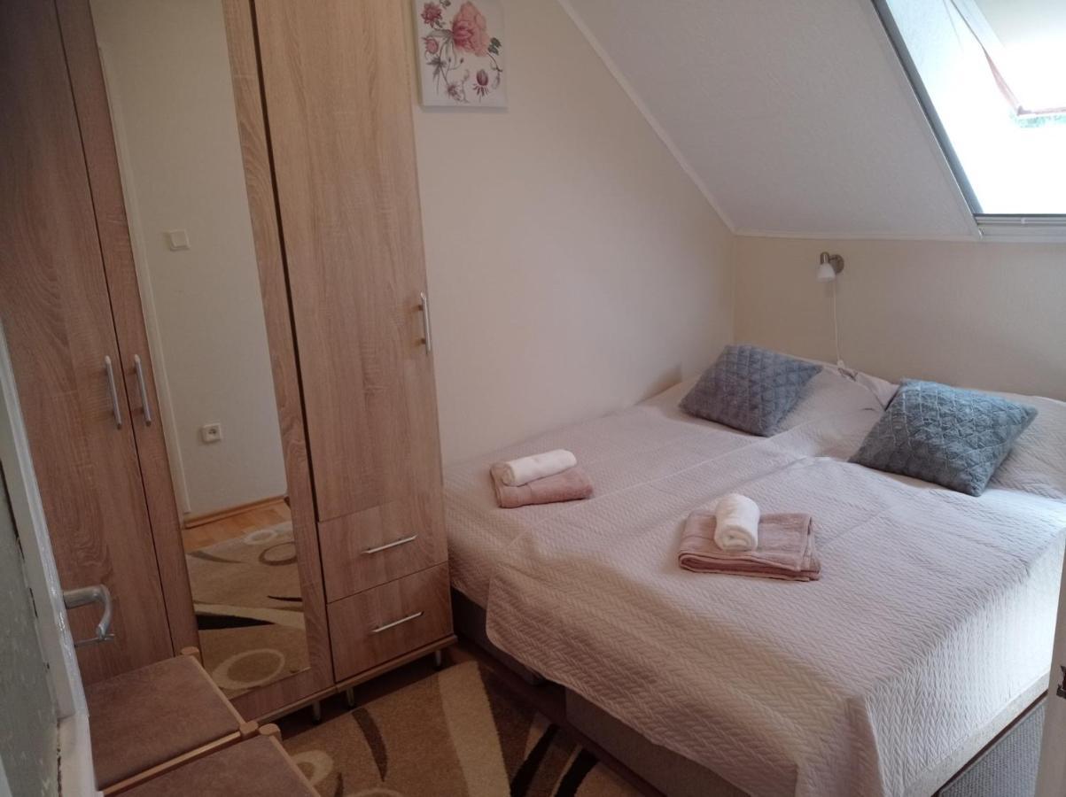 Sommer Ferienhaus Balatonszarszo Exteriör bild